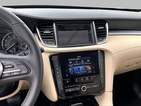 Used 2020 INFINITI QX50 Luxe w/ Navigation Package FWD image 7