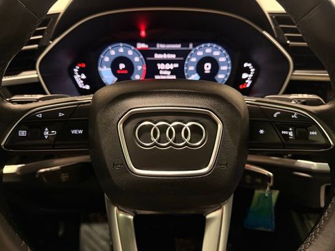 Used 2022 Audi Q3 2.0T Premium image 19