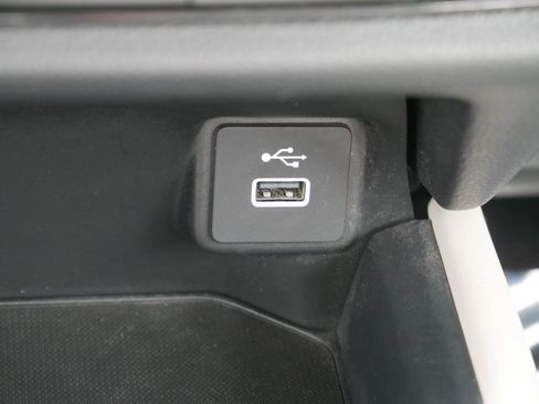 Certified 2024 Honda HR-V LX image 28