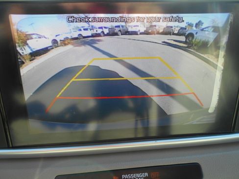 Used 2020 Kia Sportage LX w/ LX Popular Package image 12