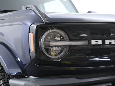 Used 2021 Ford Bronco Outer Banks image 5