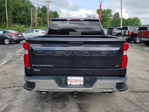 Used 2022 Chevrolet Silverado 1500 LT w/ Z71 Off-Road Package AWD/4WD image 6