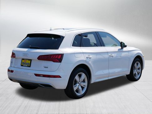 Used 2018 Audi Q5 2.0T Premium Plus w/ Premium Plus Package AWD/4WD image 7