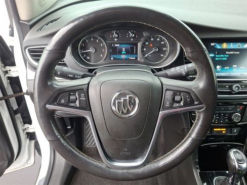 Used 2020 Buick Encore Essence image 16