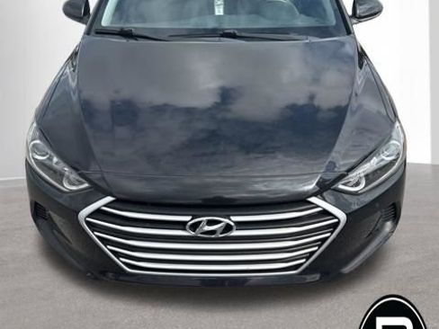 Used 2018 Hyundai Elantra SEL image 9