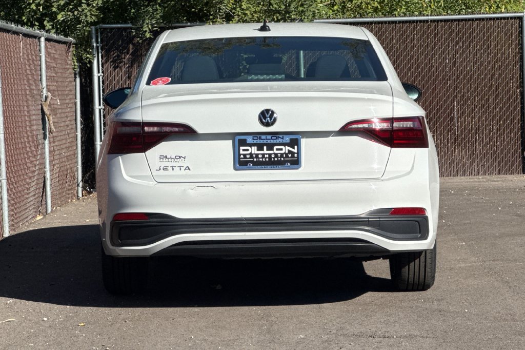 Used 2022 Volkswagen Jetta Sport FWD image 8