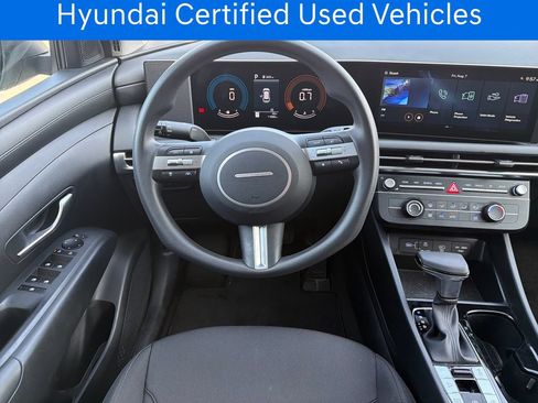 Certified 2026 Hyundai Tucson SE FWD image 16