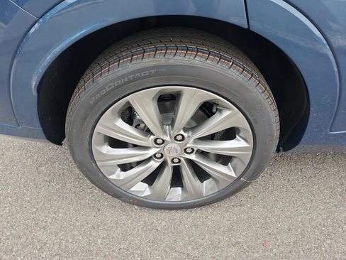 New 2026 Buick Envista Avenir FWD image 7
