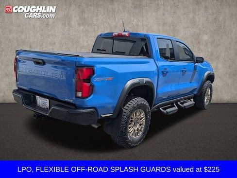 Used 2025 Chevrolet Colorado ZR2 w/ Technology Package AWD/4WD image 8