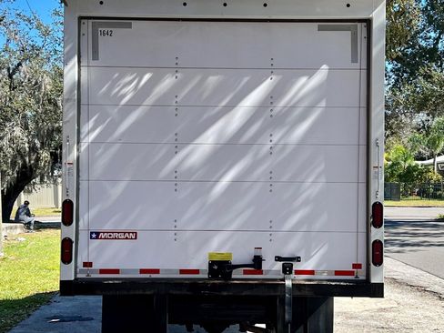 Used 2019 Mercedes-Benz Sprinter 170 w/ Premium Plus Package image 7