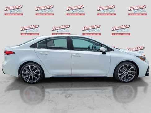 Used 2020 Toyota Corolla SE w/ SE Premium Package FWD image 6