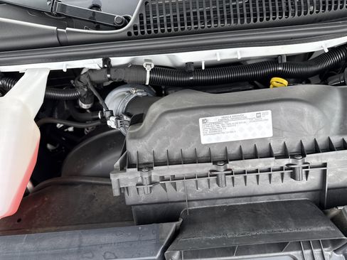 Used 2024 Chevrolet Express 2500 w/ Driver Convenience Package image 30