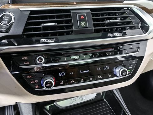 Used 2019 BMW X3 sDrive30i w/ Premium Package RWD image 16