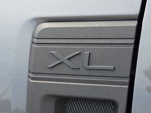 Used 2022 Ford Maverick XL FWD image 8