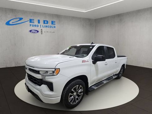Used 2022 Chevrolet Silverado 1500 RST AWD/4WD image 5