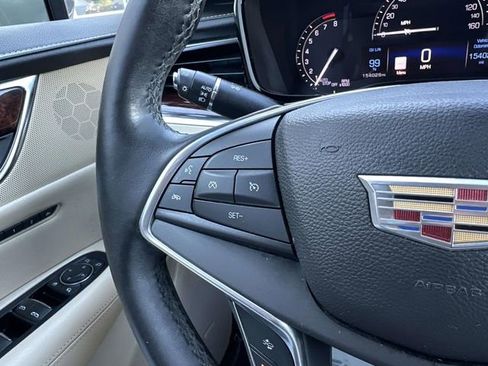 Used 2017 Cadillac XT5 Luxury w/ Driver Awareness Package image 39