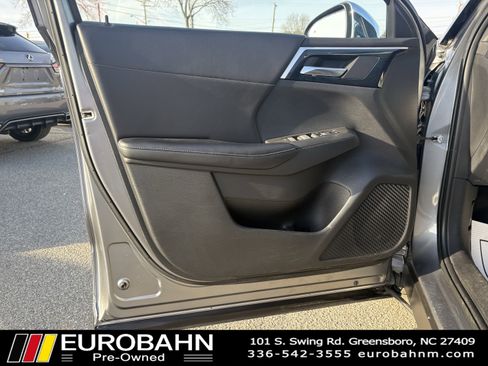 Used 2022 Mitsubishi Outlander SE image 9