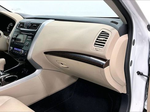 Used 2015 Nissan Altima 2.5 SL w/ Moonroof Package FWD image 18