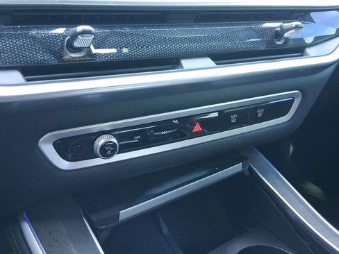 Used 2024 BMW X5 xDrive40i w/ M Sport Package image 18