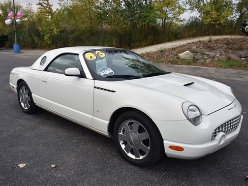 Used 2003 Ford Thunderbird Base image 10