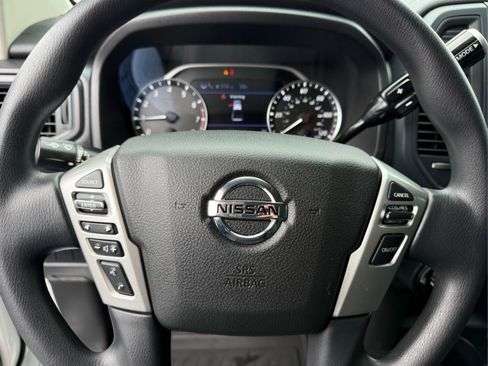 Used 2022 Nissan Titan S w/ S Utility Package AWD/4WD image 33