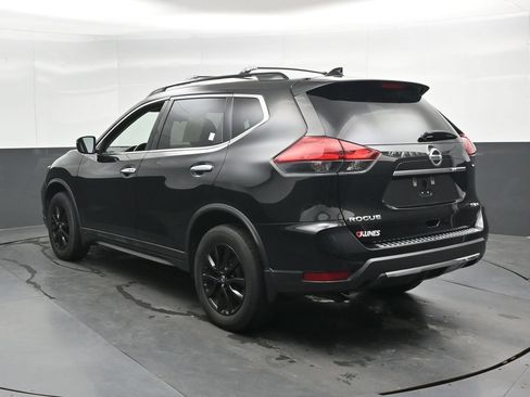 Used 2017 Nissan Rogue SV w/ Midnight Edition AWD/4WD image 10