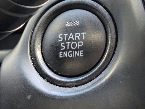 Used 2015 MAZDA MAZDA3 i Grand Touring image 31