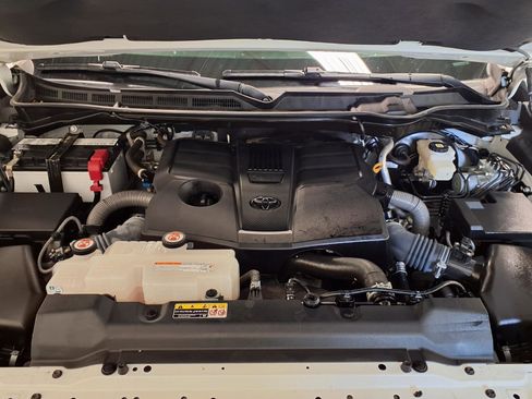 Used 2023 Toyota Tundra SR5 image 31