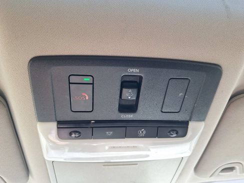 Used 2025 Nissan Altima 2.5 SL FWD image 20