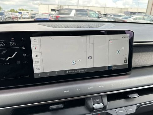 New 2026 Kia EV9 Wind AWD/4WD image 18