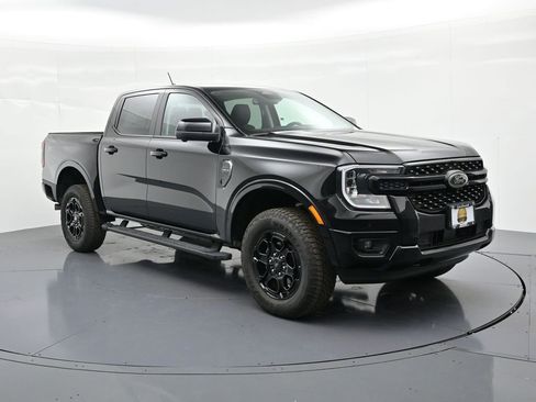 New 2026 Ford Ranger Lariat w/ Black Appearance Package AWD/4WD image 4