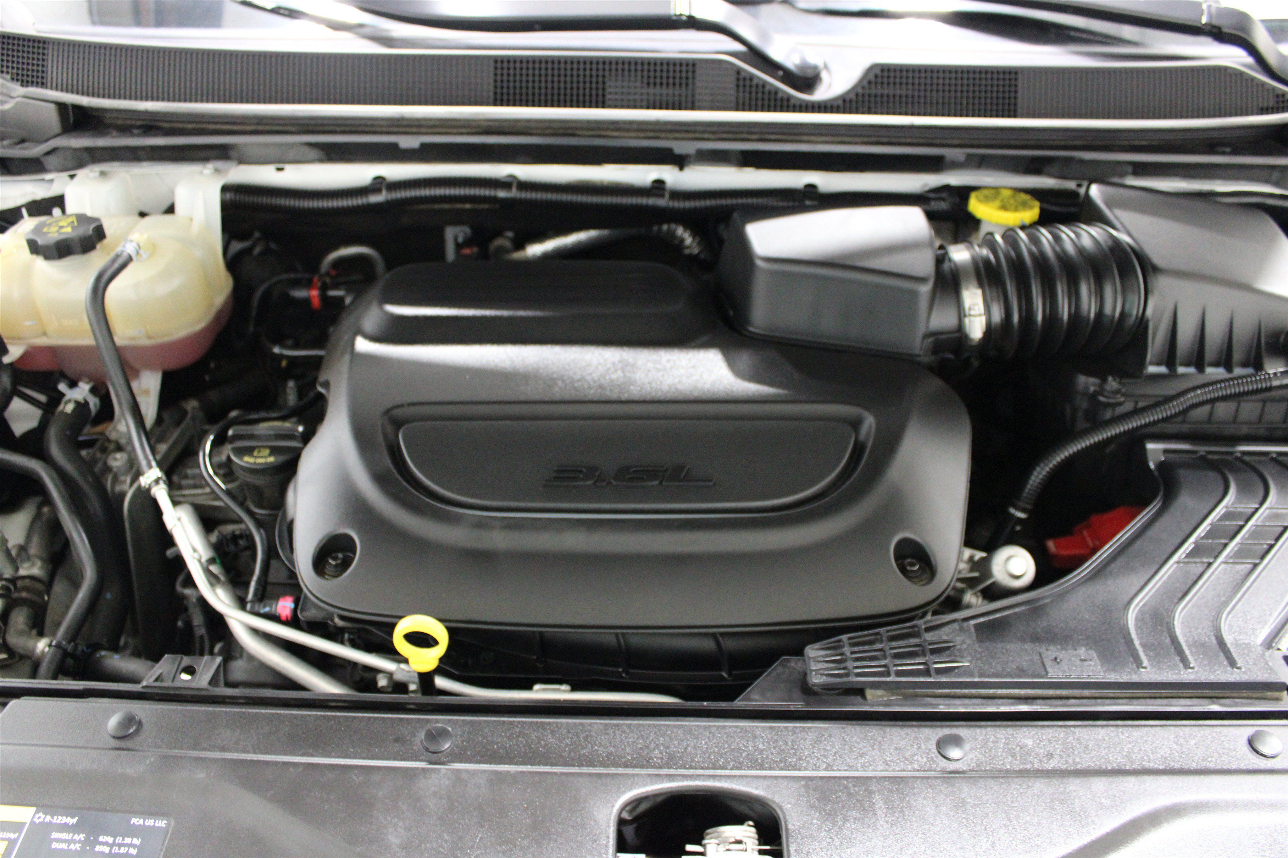 Used 2024 Chrysler Voyager LX FWD image 41