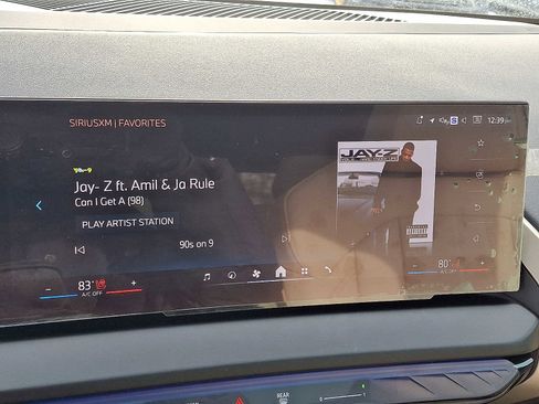 Used 2025 BMW X3 xDrive30i w/ Premium Package image 17