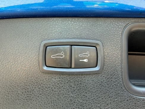 Used 2018 Porsche Macan Sport Edition image 32