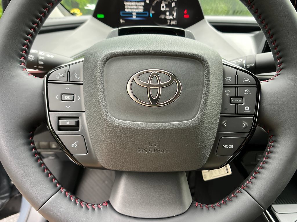 New 2026 Toyota Prius Plug-In Hybrid FWD image 14