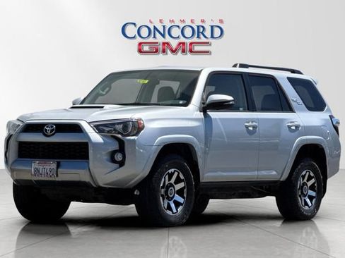 Used 2019 Toyota 4Runner TRD Off-Road Premium AWD/4WD image 8