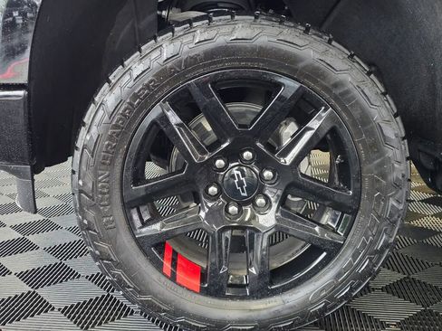 Used 2024 Chevrolet Silverado 1500 RST w/ Redline Edition image 12