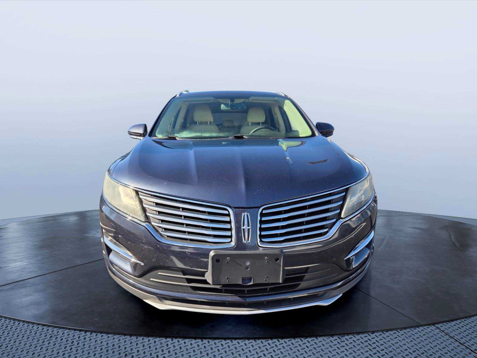 Used 2015 Lincoln MKC FWD w/ Equipment Group 101A Select image 8