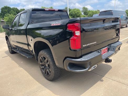 Used 2022 Chevrolet Silverado 1500 LT Trail Boss w/ Safety Package AWD/4WD image 4