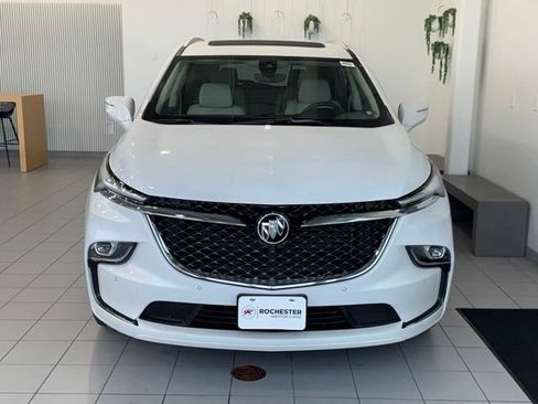 Used 2022 Buick Enclave Avenir AWD/4WD image 42