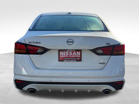 New 2025 Nissan Altima 2.5 SL image 10