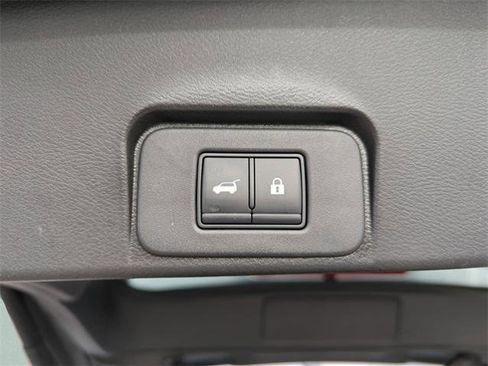 Certified 2021 Nissan Rogue SL w/ Premium Package image 11