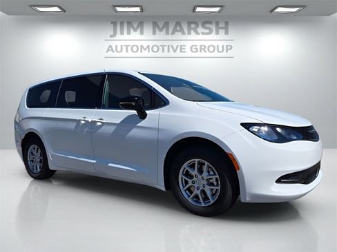 New 2026 Chrysler Voyager LX image 1