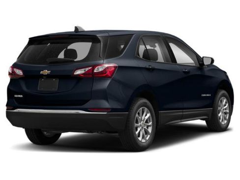 Used 2019 Chevrolet Equinox LS FWD image 2