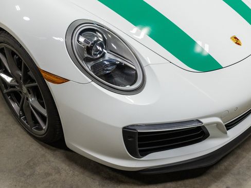 Used 2019 Porsche 911 Carrera T RWD image 19