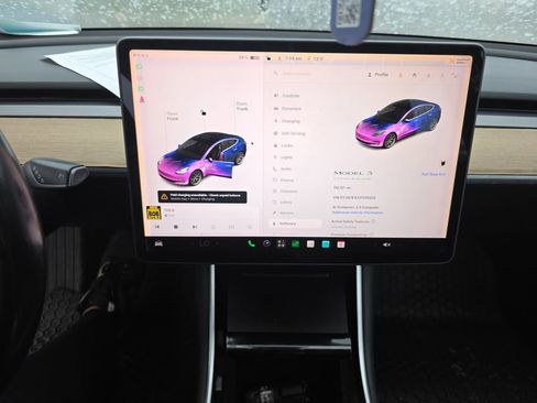 Used 2018 Tesla Model 3 Long Range RWD image 8