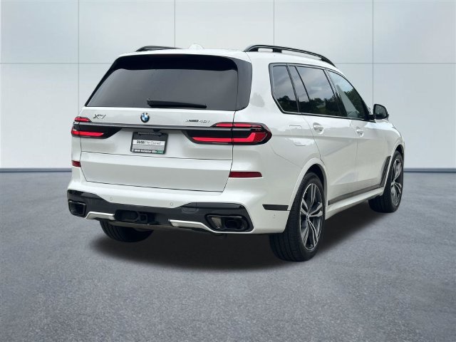 Used 2026 BMW X7 xDrive40i AWD/4WD image 6