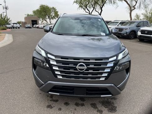 Used 2025 Nissan Rogue SL w/ SL Premium Package AWD/4WD image 28