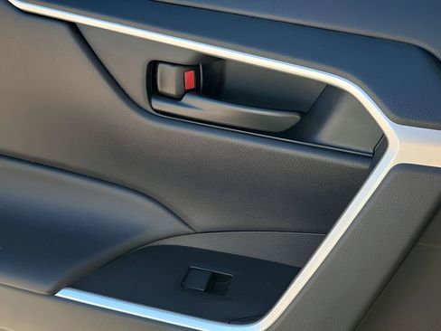 Used 2024 Toyota RAV4 LE image 20