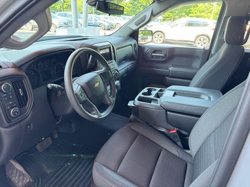 Used 2024 Chevrolet Silverado 1500 Custom AWD/4WD image 10